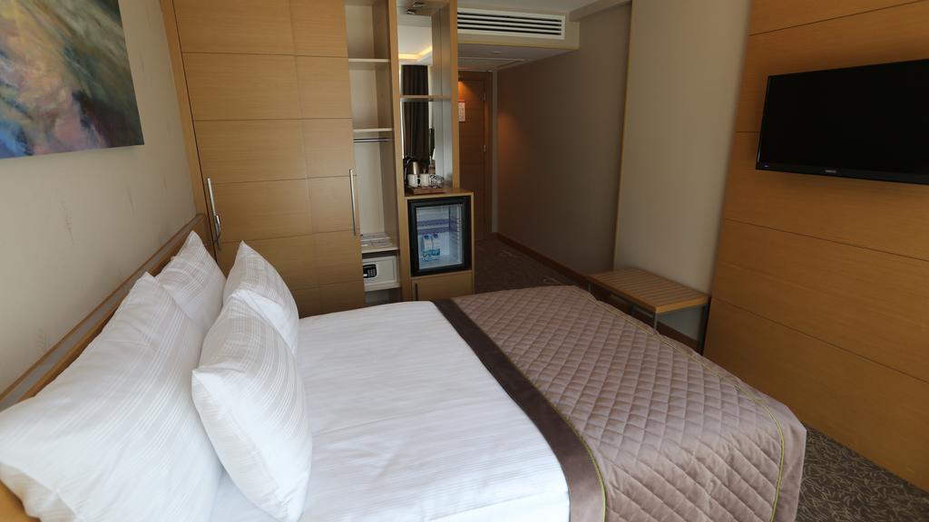 Ramada By Wyndham Bursa Cekirge Thermal & Spa Zewnętrze zdjęcie