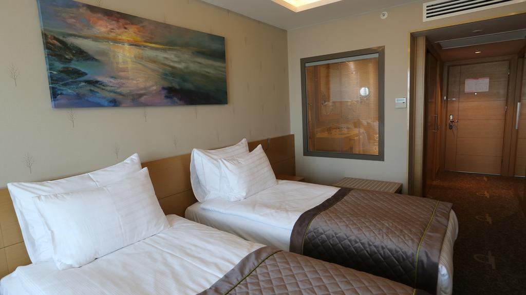 Ramada By Wyndham Bursa Cekirge Thermal & Spa Zewnętrze zdjęcie